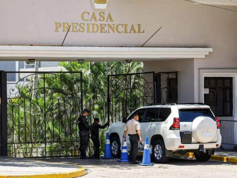 La austeridad no fue parte del gobierno de Libre, en especial al más alto nivel.