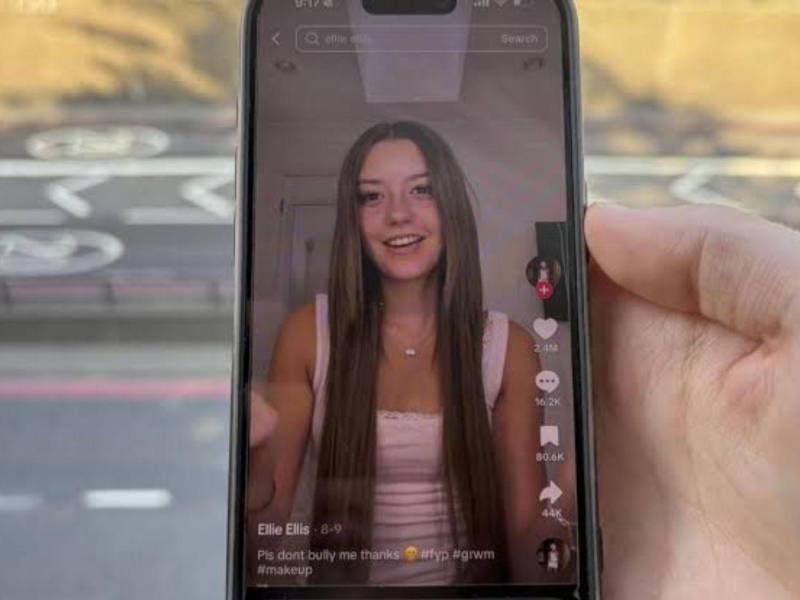 Con un puñado de vídeos y desde su habitación, Ellie Ellis ha logrado sumar más de 800.000 seguidores en <u>TikTok </u>en apenas dos semanas, mientras la industria de los 'influencers' trata de encontrar una explicación a cómo esta adolescente británica ha conquistado al algoritmo de las redes sociales.