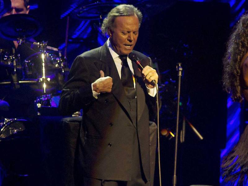 Dos exempleadas denunciaron presuntas agresiones sexuales de Julio Iglesias en 2021.