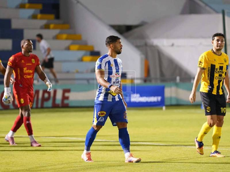 Imágenes del desarrollo del partido.