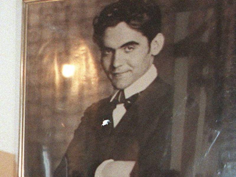 Tierras, celos y un armario: la trama que acabó con García Lorca