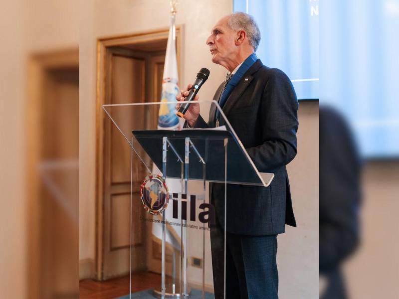 Asfura explora nuevas oportunidades de cooperación para Honduras durante visita a Italia.