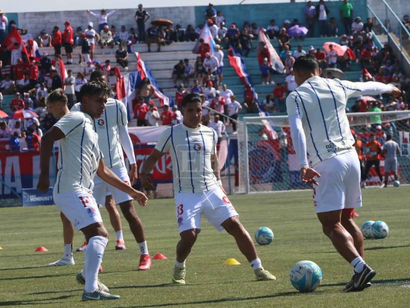 Imágenes del desarrollo del partido.