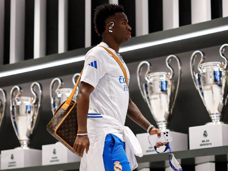 Imágenes del desarrollo del partido.