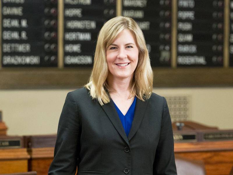 Melissa Hortman murió el sábado junto a su esposo en un hecho que también dejó herido al senador demócrata John Hoffman.