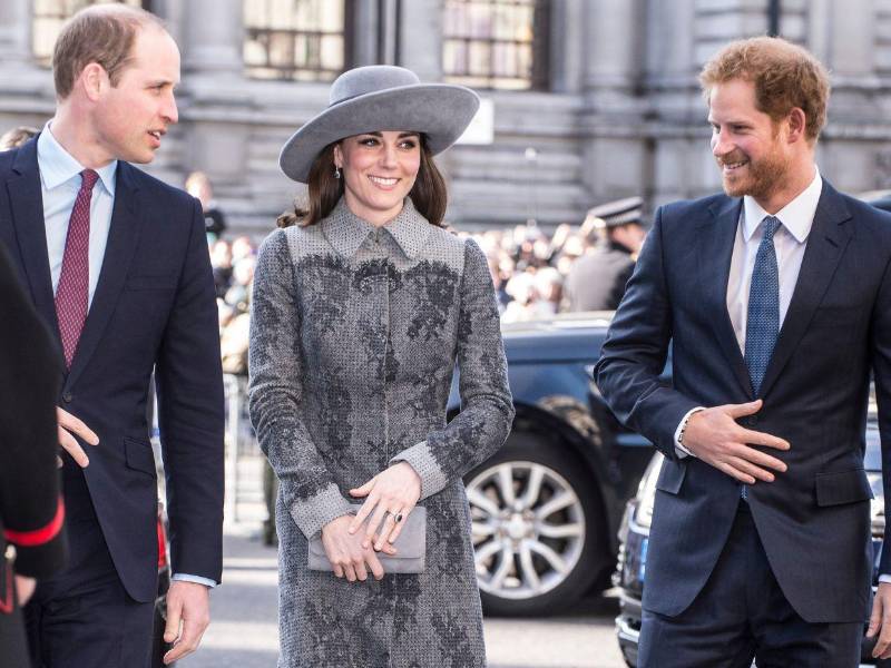 Por el momento, los príncipes de Gales no han emitido ningún comunicado oficial sobre el regreso de los duques de Sussex al país, un movimiento que distintos analistas de la Casa Real consideran relevante de cara a la línea de sucesión.