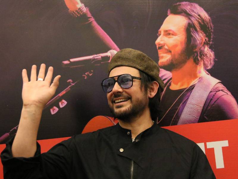 “Lo único que espero es que lo pasen bien, que se desconecten de los problemas cotidianos y vivan ese momento (el concierto) con intensidad”, expresó Cuevas.