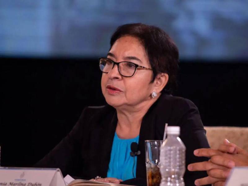 La magistrada Sonia Marlina Dubón Villeda pertenece a la Sala de lo Constitucional de la Corte Suprema de Justicia de Honduras para el período 2023-2030.
