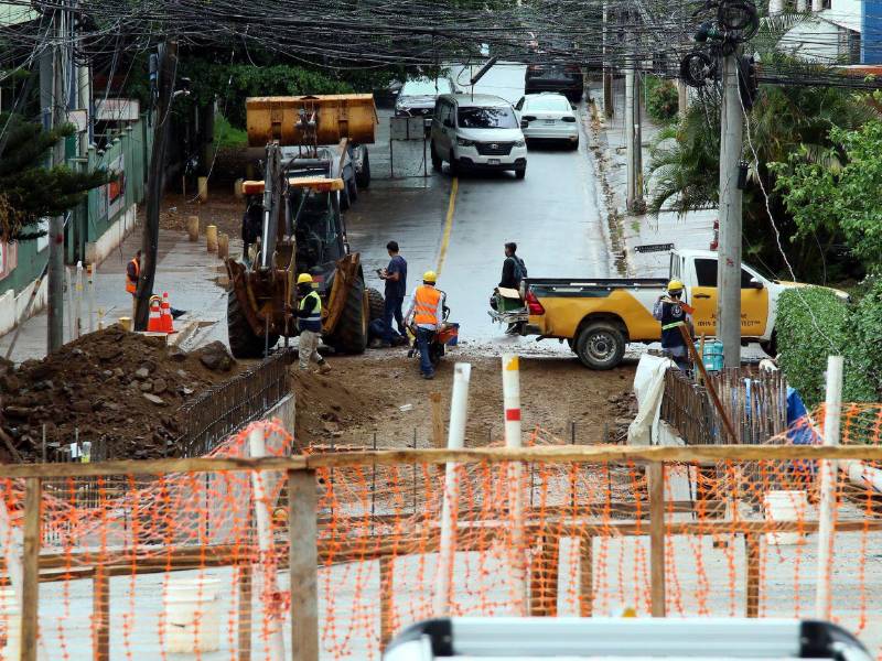 La Alcaldía del Distrito Central anunció que la avenida Girasol permanecerá cerrada por siete días, mientras se ejecutan trabajos clave en la construcción del túnel Florencia.