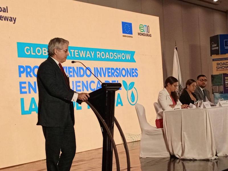 El embajador de la Unión Europea en Honduras, Gonzalo Fournier, dio a conocer lo que se impulsa en inversiones sostenibles en la cuenca del Lago de Yojoa.