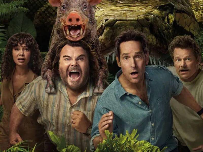 La nueva Anaconda es una comedia en la que un grupo de amigos inicia una aventura para recrear la película de los 90, aunque las historias no tienen ninguna relación entre sí.