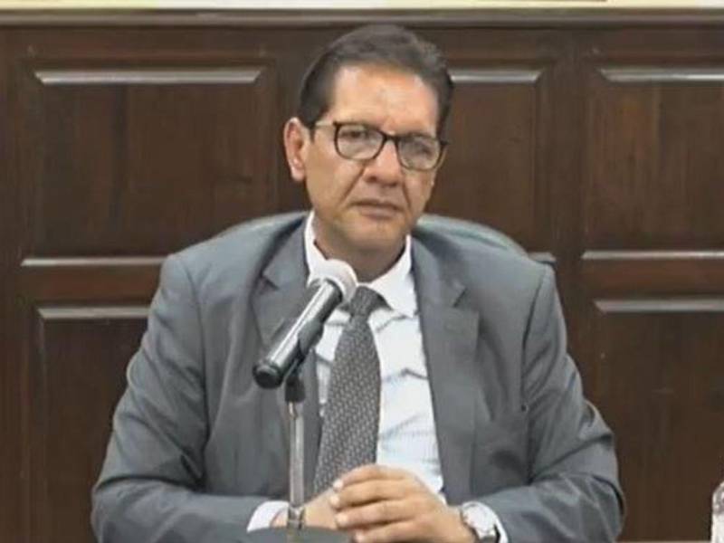 Mario Flores Urrutia sostuvo que Mario Morazán sí vertió insultos en contra de Miriam Barahona.