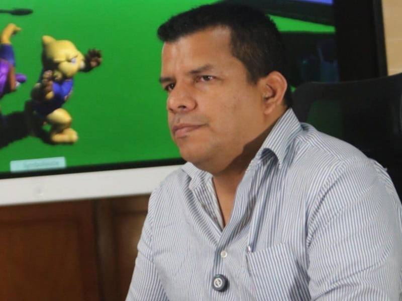 El decano Néstor López destaca el trabajo que impulsa la innovación en la Facultad de Ingeniería.