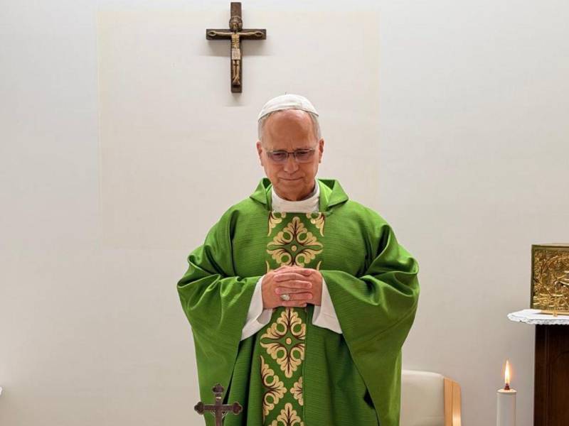 En la misa estuvieron presentes personal médico y de enfermería del hospital, en ese momento se encontraba libre de servicio, según ha precisado el Vaticano.