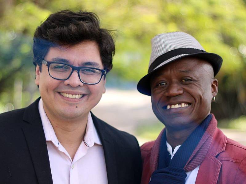 Jorge Benavides junto a investigador garífuna Jorge García.