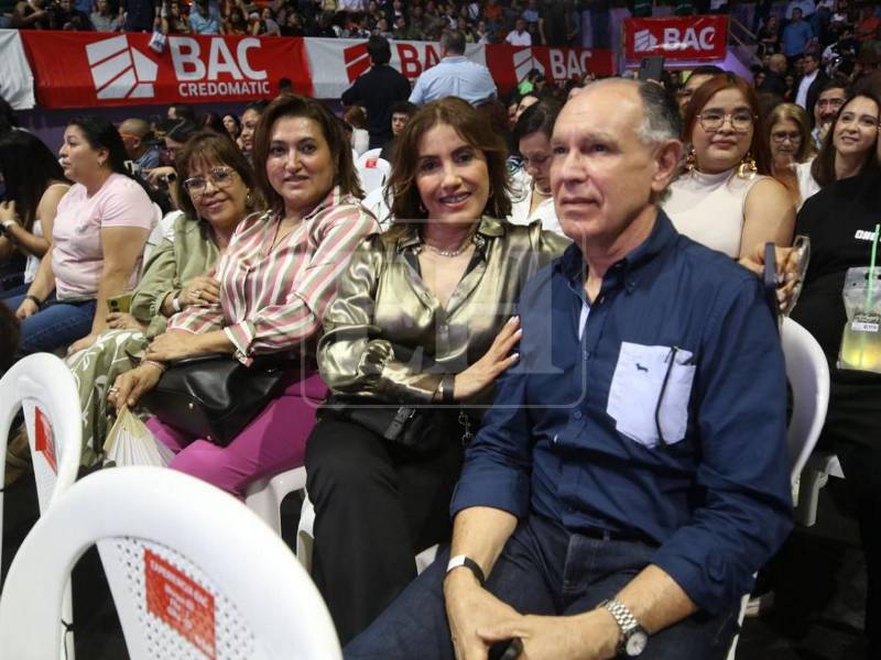 El dúo australiano Air Supply se presentó este 7 de marzo en el Coliseo Nacional de Ingenieros de Tegucigalpa como parte de su gira 50th Anniversary Celebration Tour, una noche inolvidable para el público de Tegucigalpa.