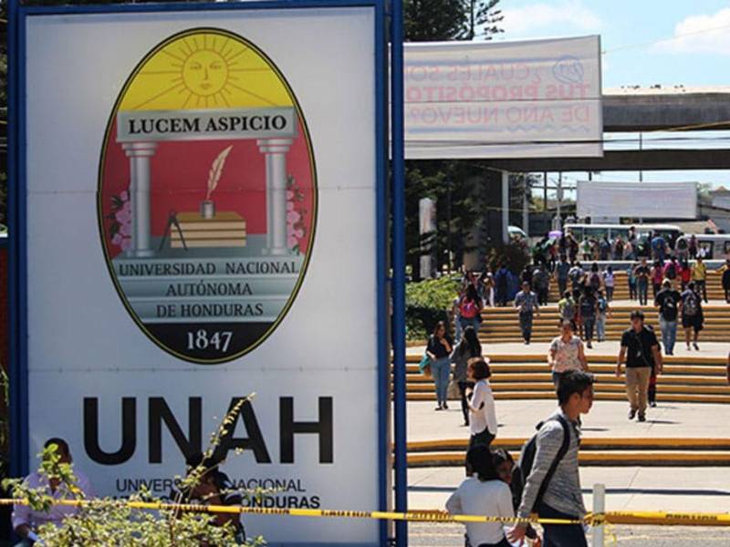 UNAH llama a una transición de gobierno ordenada y sin violencia en el país.
