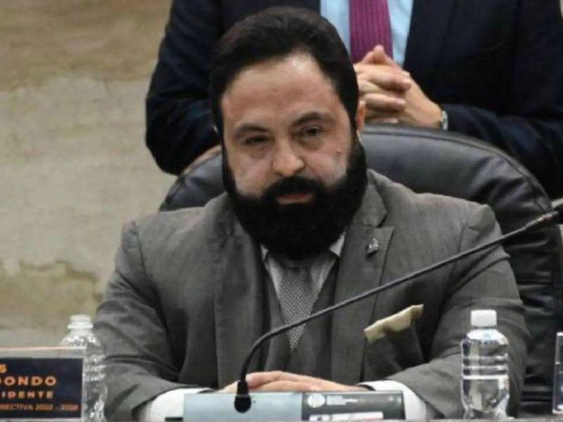 El expresidente del Congreso Naciona, Luis Redondo, fue citado por el MP.