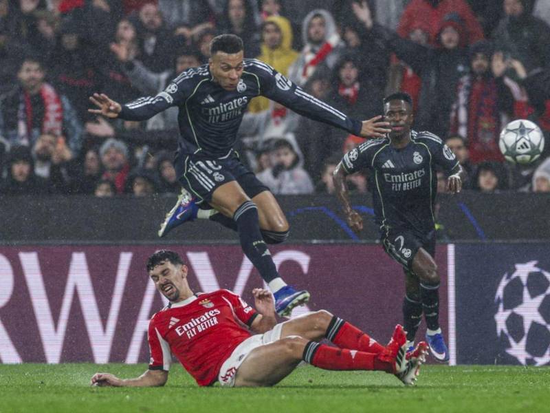 Real Madrid visita a Benfica en el Estadio Da Luz.
