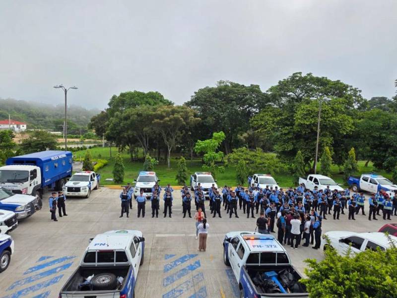 Las máximas autoridades de la Policía Nacional determinaron realizar el despliegue de oficiales de alto grado en puntos estratégicos a nivel nacional para hacerle frente a la criminalidad organizada.
