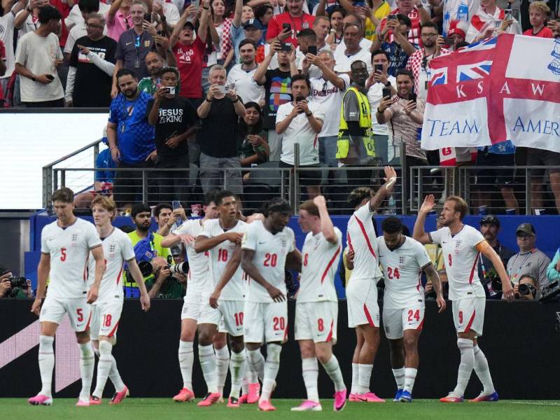 Luka Modric está de inicio en la Selección de Croacia.