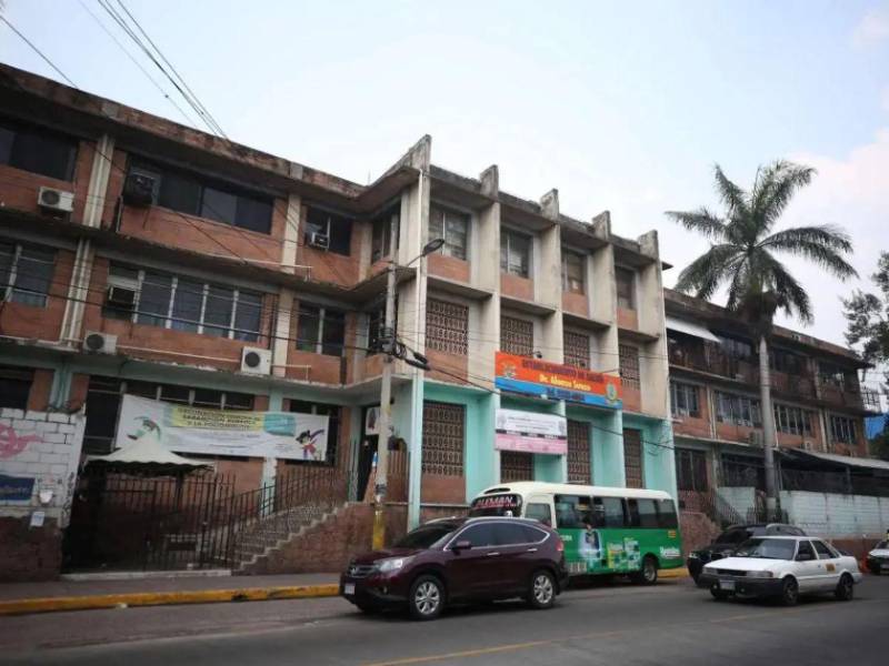 El área de Rayos X del Centro de Salud Alonzo Suazo se mantiene activa en la atención de pacientes con tuberculosis, realizando diagnósticos clave para controlar la enfermedad en el Distrito Central.