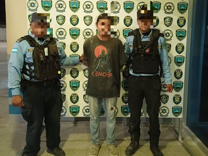 Los agentes de la Policía Nacional capturaron a los dos hermanos y fueron remitidos al Juzgado de lo Penal de Siguatepeque que había emitido las órdenes el pasado 17 de febrero.