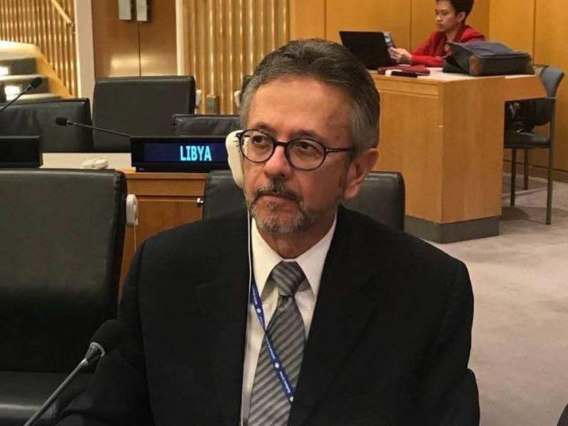 Flores Bermúdez, un diplomático de carrera, fue canciller en el Gobierno de Carlos Flores (1998-2002).