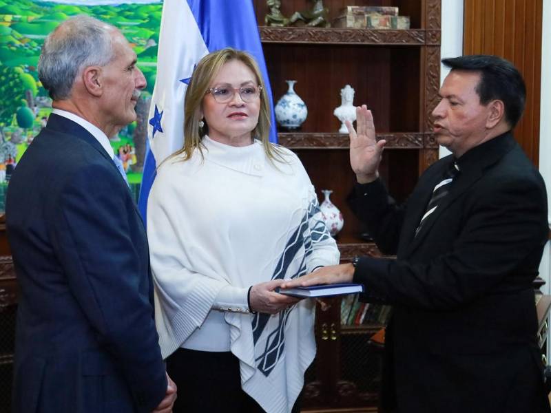 Gálvez asumió el cargo con el objetivo de <b>mejorar la capacidad operativa</b> de la empresa y contribuir al desarrollo institucional de Honduras.