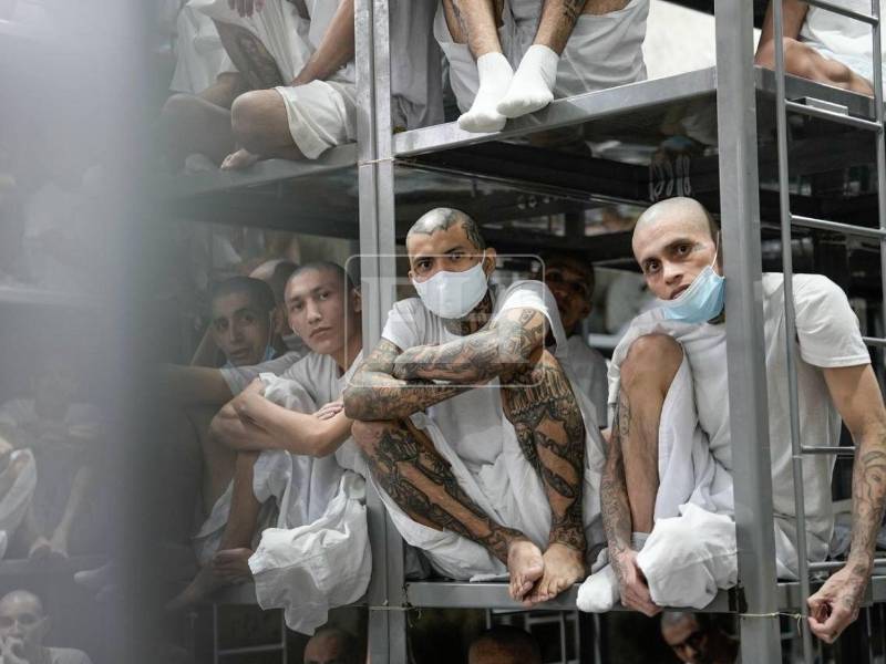 La visita a la prisión de máxima seguridad de El Salvador abrió una agenda de trabajo sobre infraestructura, controles penitenciarios, reformas legales y recursos para fortalecer el sistema de seguridad en Honduras.