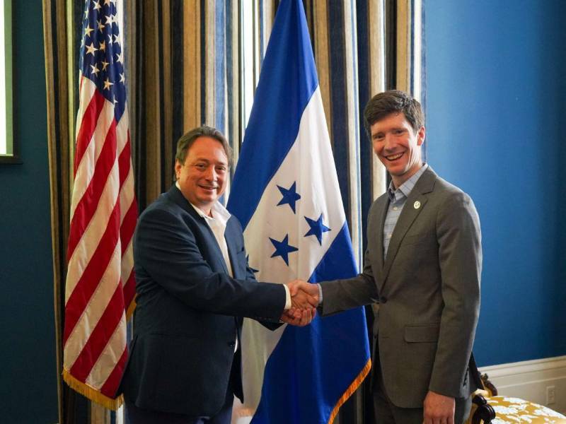El titular de la Secretaría de Desarrollo Económico (SDE), Edy Ordóñez, encabeza la misión que se reúne con empresarios e inversionistas de Louisiana, New Orleans.