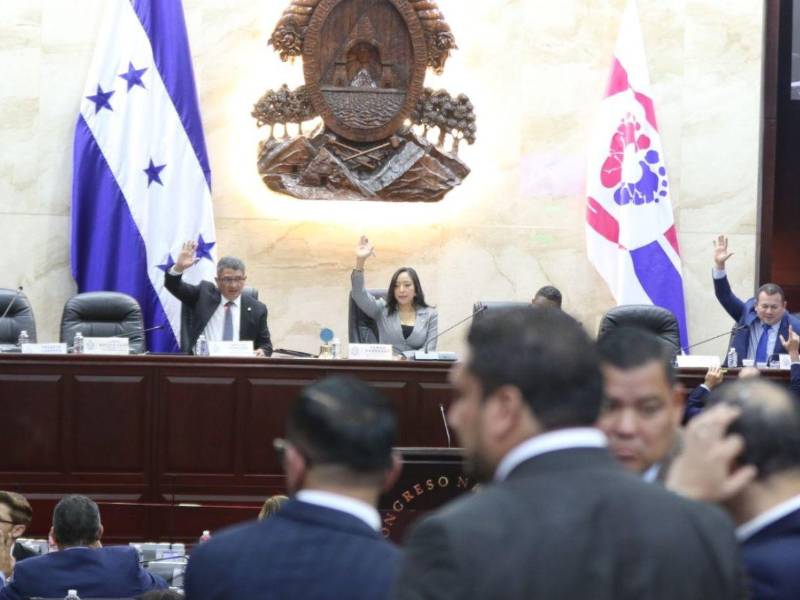Congreso otorgará a Mauricio Dubón la Gran Cruz con Placa de Oro por su trayectoria deportiva