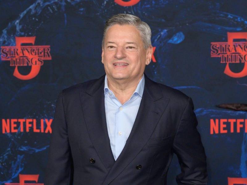 El acuerdo de Paramount respondía al que realizó Netflix el pasado diciembre, como parte de una alianza preliminar para adquirir los estudios y los negocios de transmisión en directo o streaming de WBD por 27,75 dólares por acción, valorando esos activos en unos 72,000 millones de dólares, con un valor empresarial total cercano a los 82,700 millones.