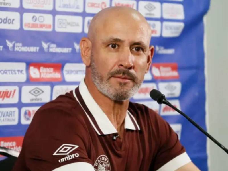 Para Espinel, Motagua y Real España son los favoritos a quedarse con el Clausura.
