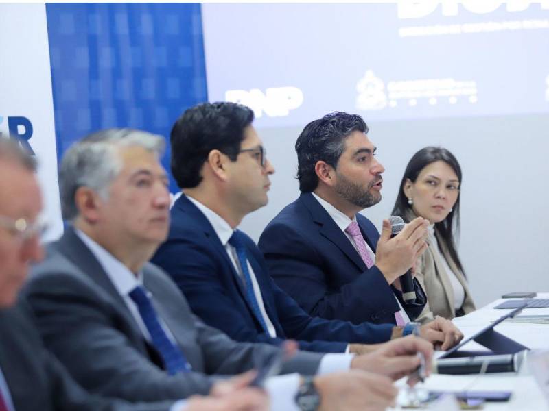 Las autoridades gubernamentales oficializaron el DNI digital el cual tiene validez jurídica al ser publicada la resolución en el Diario Oficial La Gaceta.