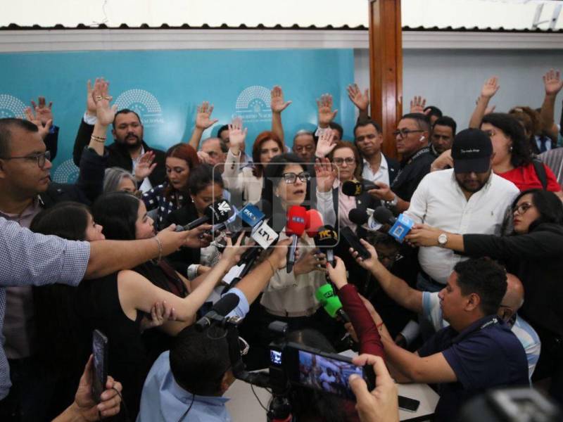 Los diputados de oposición estuvieron a favor para que las FF AA capturen a Luis Redondo.