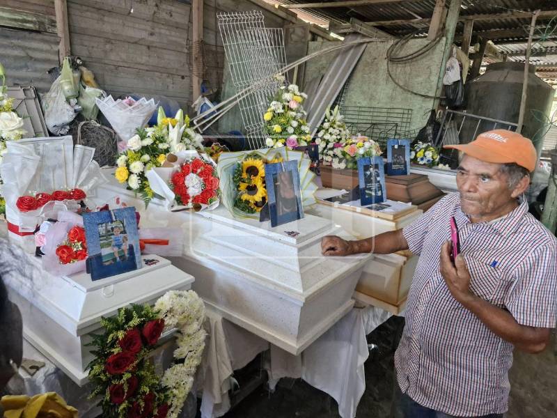 El abuelo de los menores recuerda con amor y alegría los momentos que vivió con ellos, a quienes asegura que amó como a sus propios hijos.