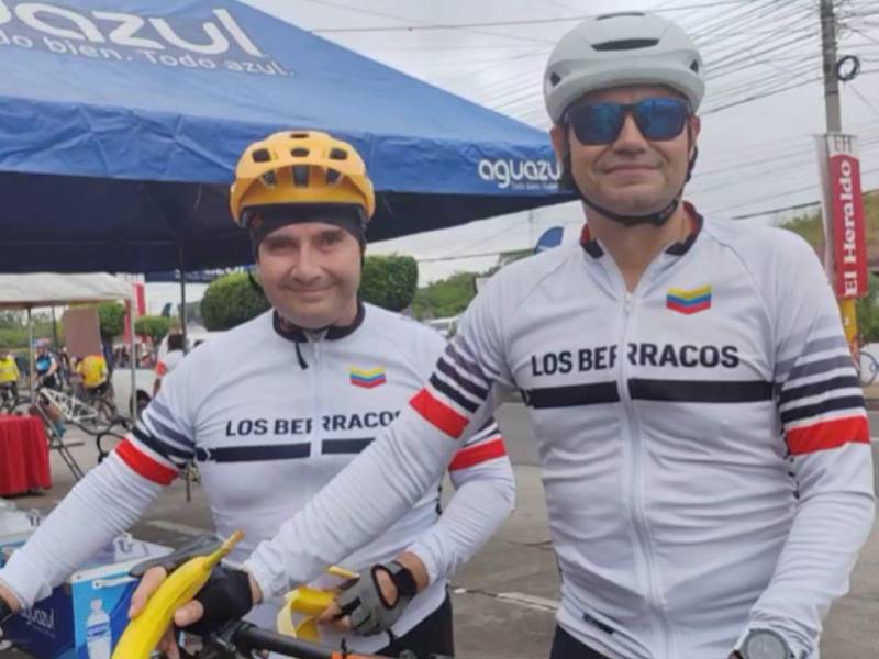 Los dos ciclistas se mostraron entusiasmados por competir un año más.