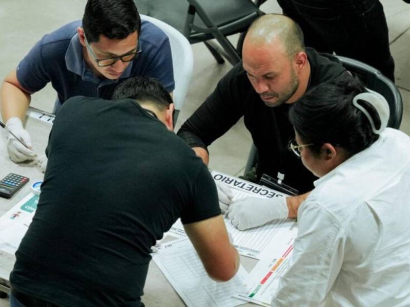 El Escrutinio Especial sigue lento y detenido por largas horas en el CLE del Infop.