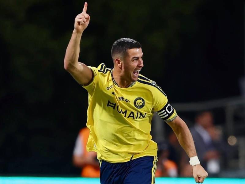 Cristiano Ronaldo marca hattrick con Al Nassr y queda muy cerca de los mil goles