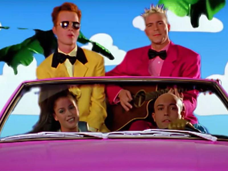 Barbie Girl enfrentó una demanda de Mattel, la compañía dueña de la muñeca.