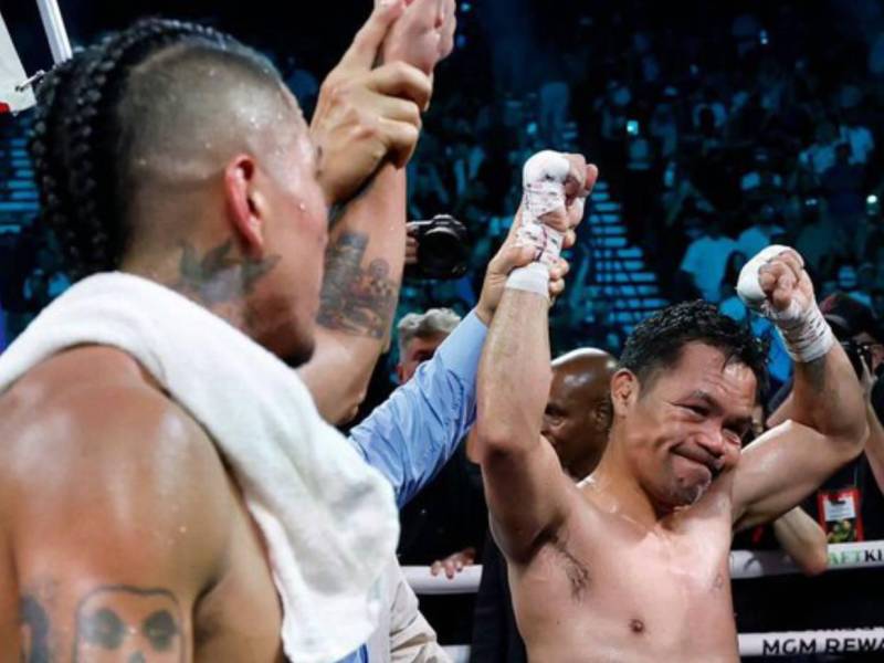 La edad no es problema para Manny Pacquiao, pese a tener 46 años, se enfrentó a Mario Barrios que solo tiene 30 y lo puso a temblar en varios episodios