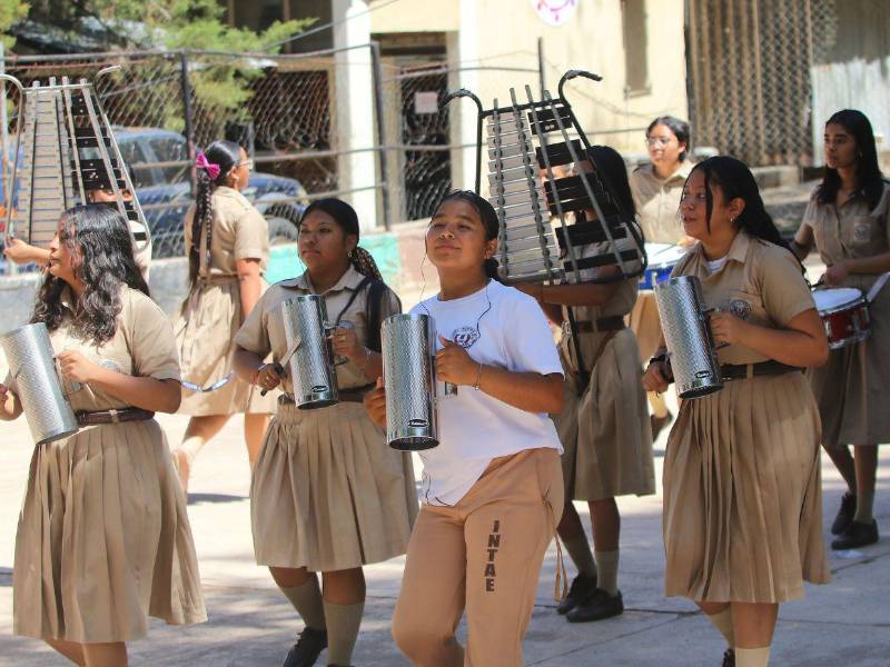 La banda de guerra del Intae promete un espectáculo musical en las fiestas patrias.