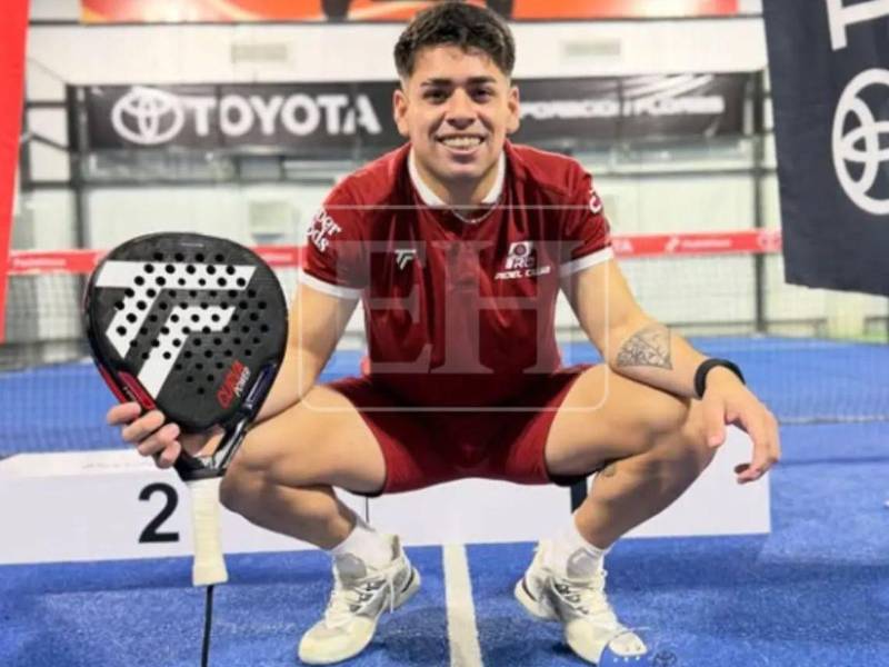 Brayan Alexis Torres murió tras que la camioneta que conducía la mujer impactara contra una rastra.