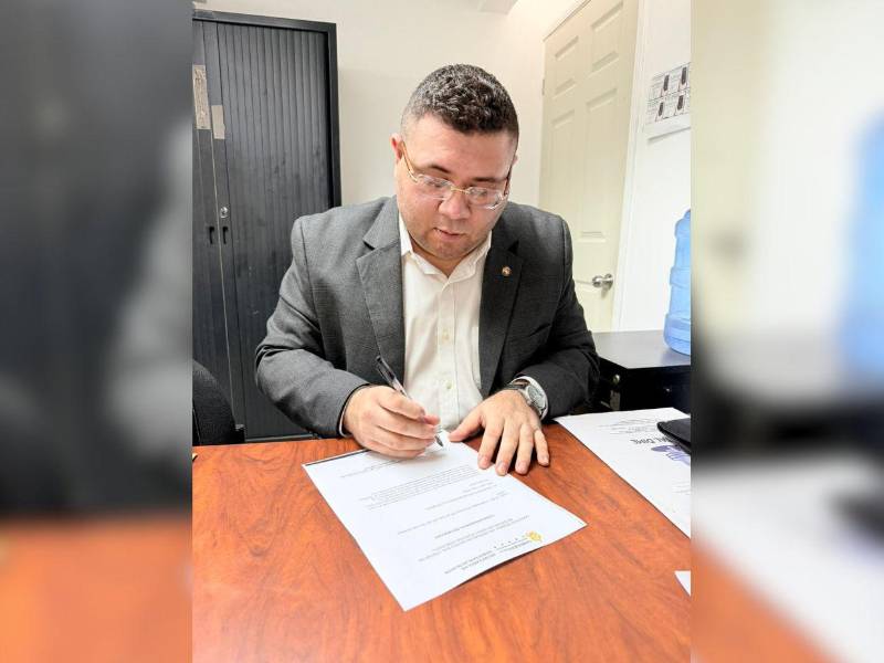 Francisco Pascua denunció persecución y amenazas en Tegucigalpa en las últimos días.
