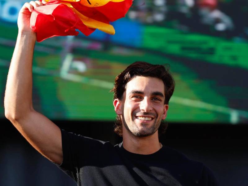 Barcelona rechaza oferta del París Saint-Germain por Ferran Torres