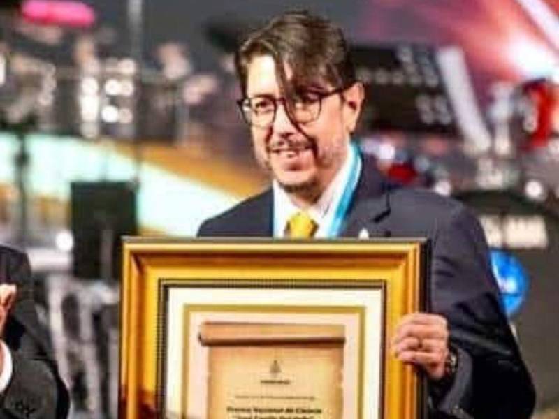 Premio Nacional de Ciencia José Cecilio del Valle entregado en 2023 a Jorge Amaya Banegas, por su dedicación a los aspectos reales de temas importantes de la historia nacional y sus consecuencias.
