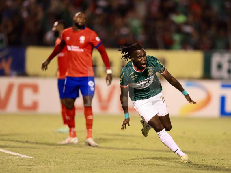 Imágenes del desarrollo del partido.