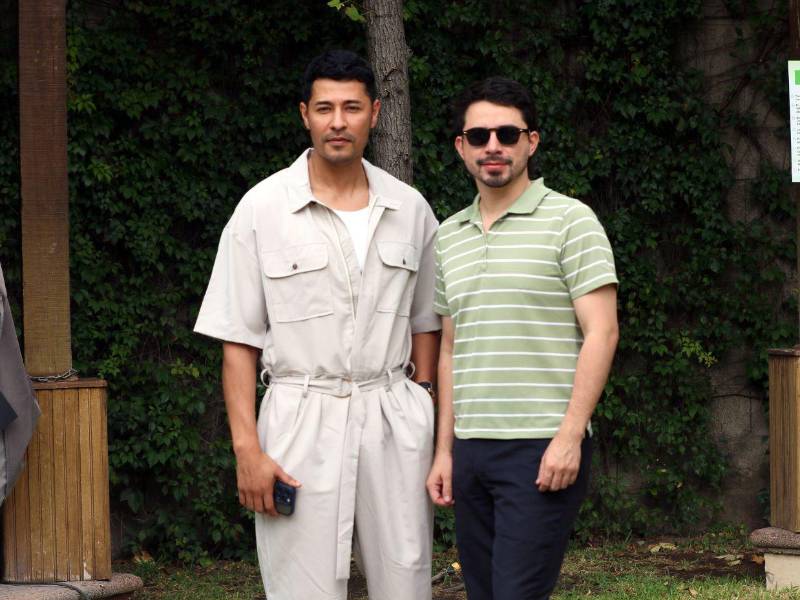 Dennis Mencía, el actor hondureño de Griselda, vuelve a casa para protagonizar Eva