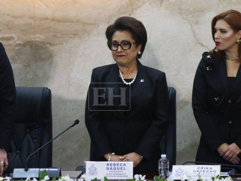 En instalación de la primera legislatura,<b> </b>Obando felicitóa las 38 diputadas del nuevo Congreso y pide reformas legales